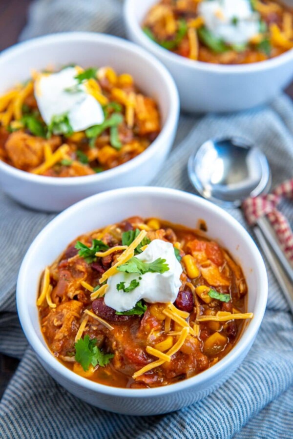 instant pot chicken chili in three white bowls